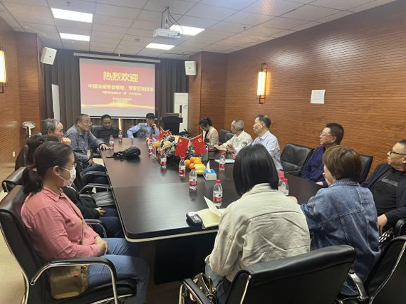 重庆法正司法鉴定所相邀中国法医学会领导、专家 探索司法鉴定之“道”学术座谈会的通讯报道