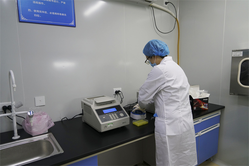 物证实验室照片